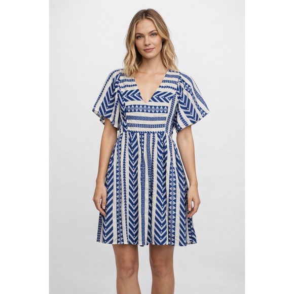 Old Navy Dresses & Skirts - Old Navy XL Blue White Geometric Tribal V-Neck Flutter Sleeve Mini Dress Cotton